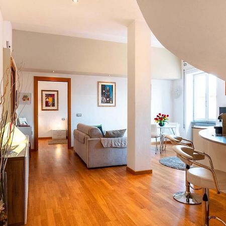 Luxury Flat In Town - Lucca City Center Luaran gambar